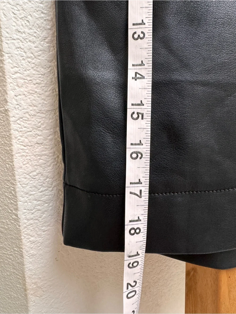 Mauve The Colette Black Faux Leather Mini Skirt in Excellent Condition Size XL